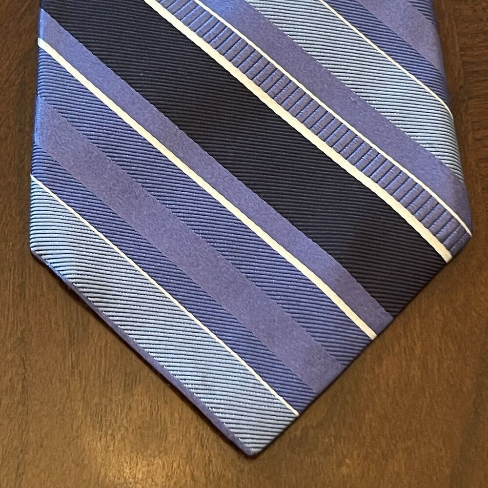 Vintage Daniel Cremieux Blue Hand Made 100% Silk Made In USA
